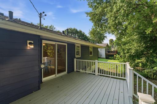 624 20th Avenue NW, North Saint Paul, MN 55112