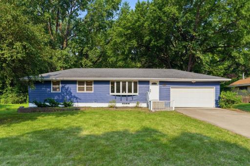 624 20th Avenue NW, North Saint Paul, MN 55112