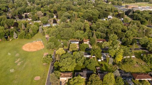 624 20th Avenue NW, North Saint Paul, MN 55112