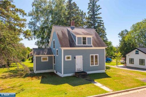 10 Jasper Street, Soudan, MN 55782