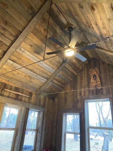 1475 Woodland Loop NW, Baudette, MN 56623