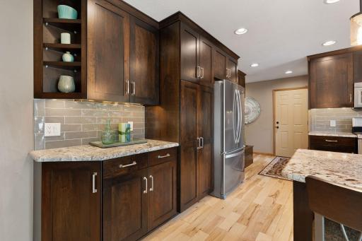 406 Ridge Circle, Albert Lea, MN 56007