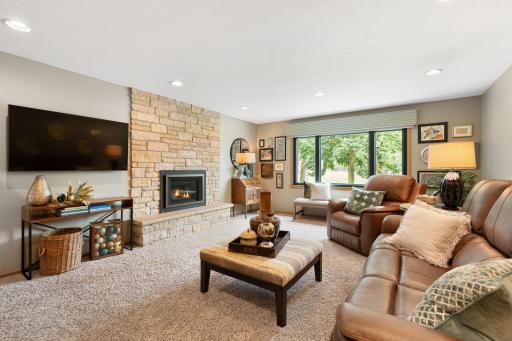406 Ridge Circle, Albert Lea, MN 56007