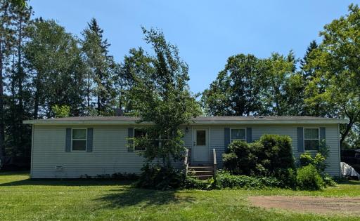 3945 Maple Street, Kettle River, MN 55757