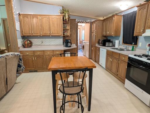 3945 Maple Street, Kettle River, MN 55757