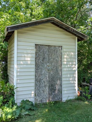 3945 Maple Street, Kettle River, MN 55757