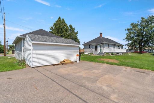 404 Irene Avenue, Ironton, MN 56455
