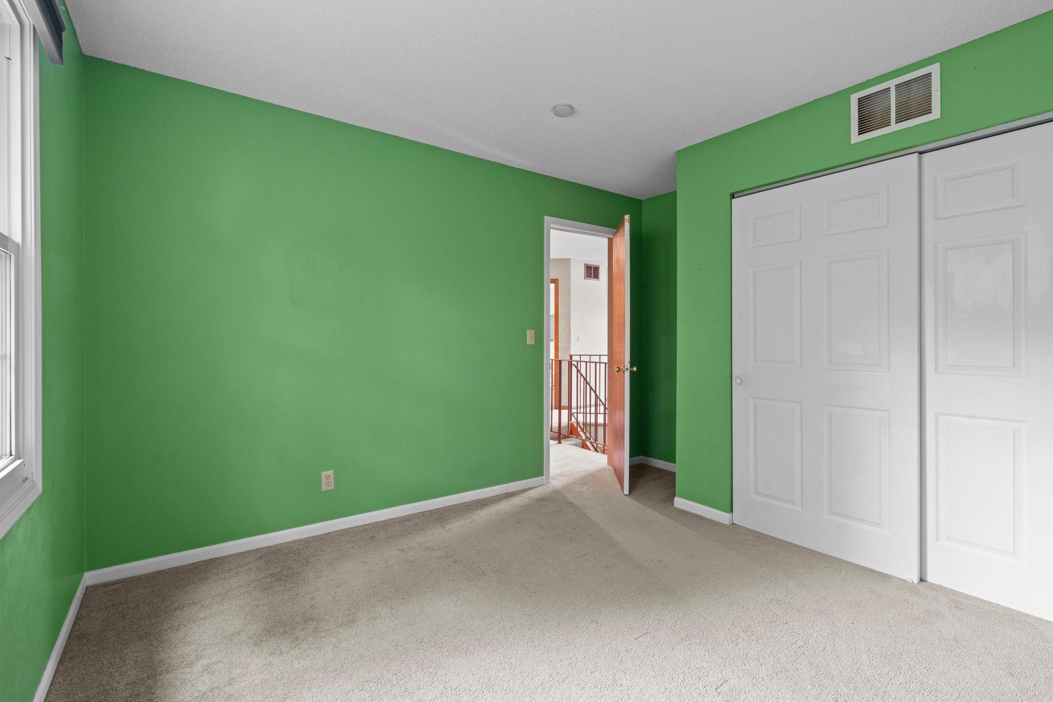47-web-or-mls-11107 Rhode Island Ave S-258.jpg