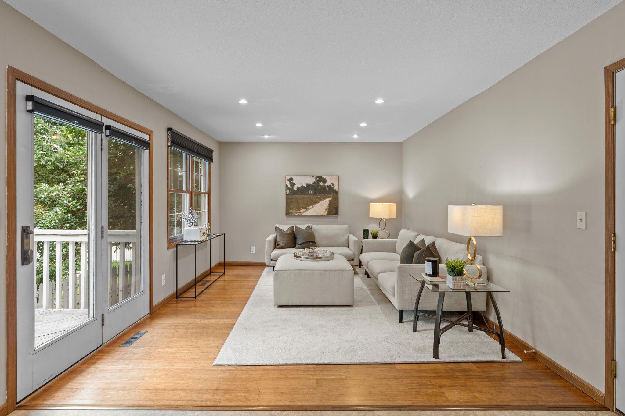 7-web-or-mls-11107 Rhode Island Ave S-83.jpg