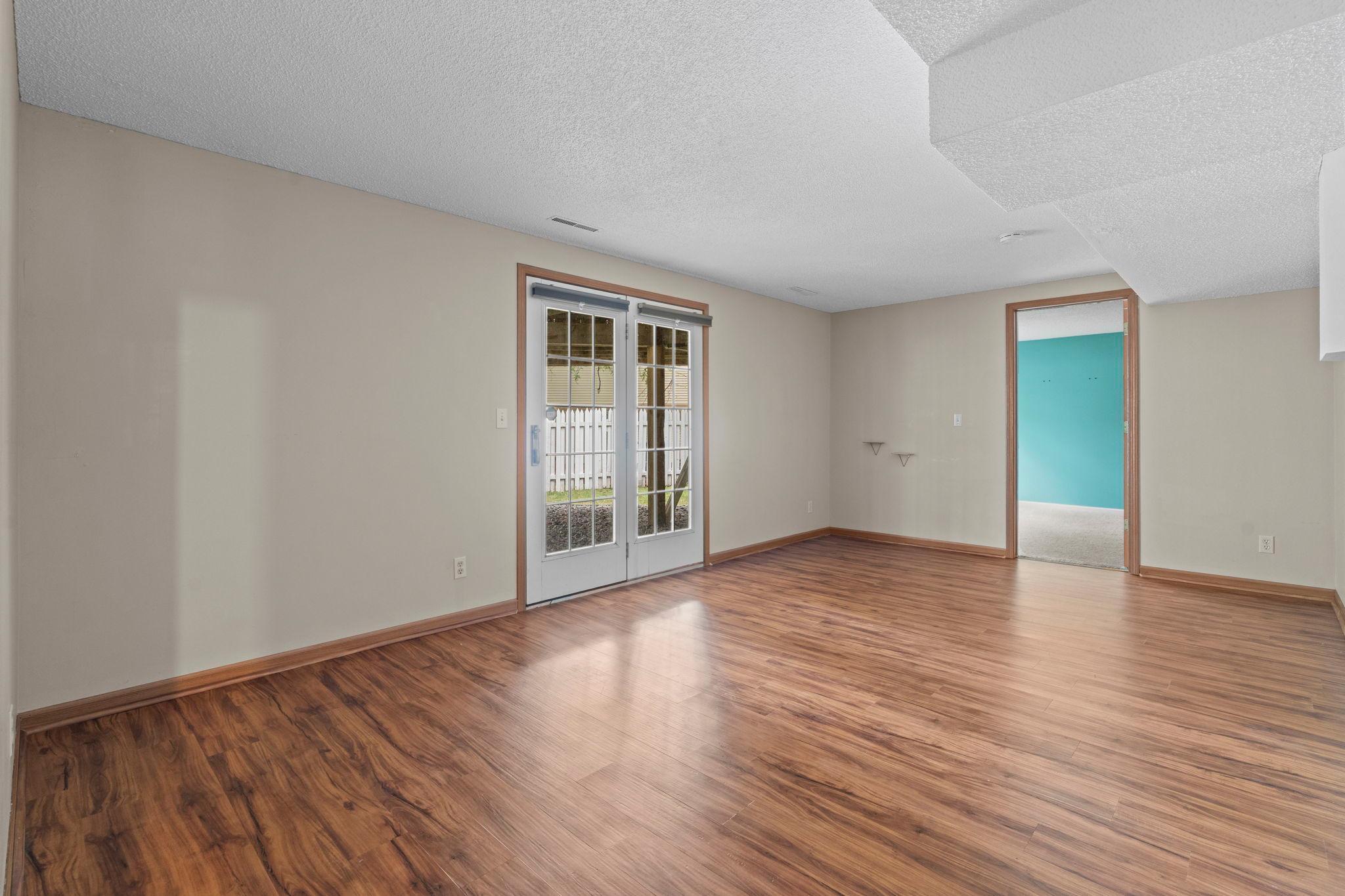 49-web-or-mls-11107 Rhode Island Ave S-210 (2).jpg