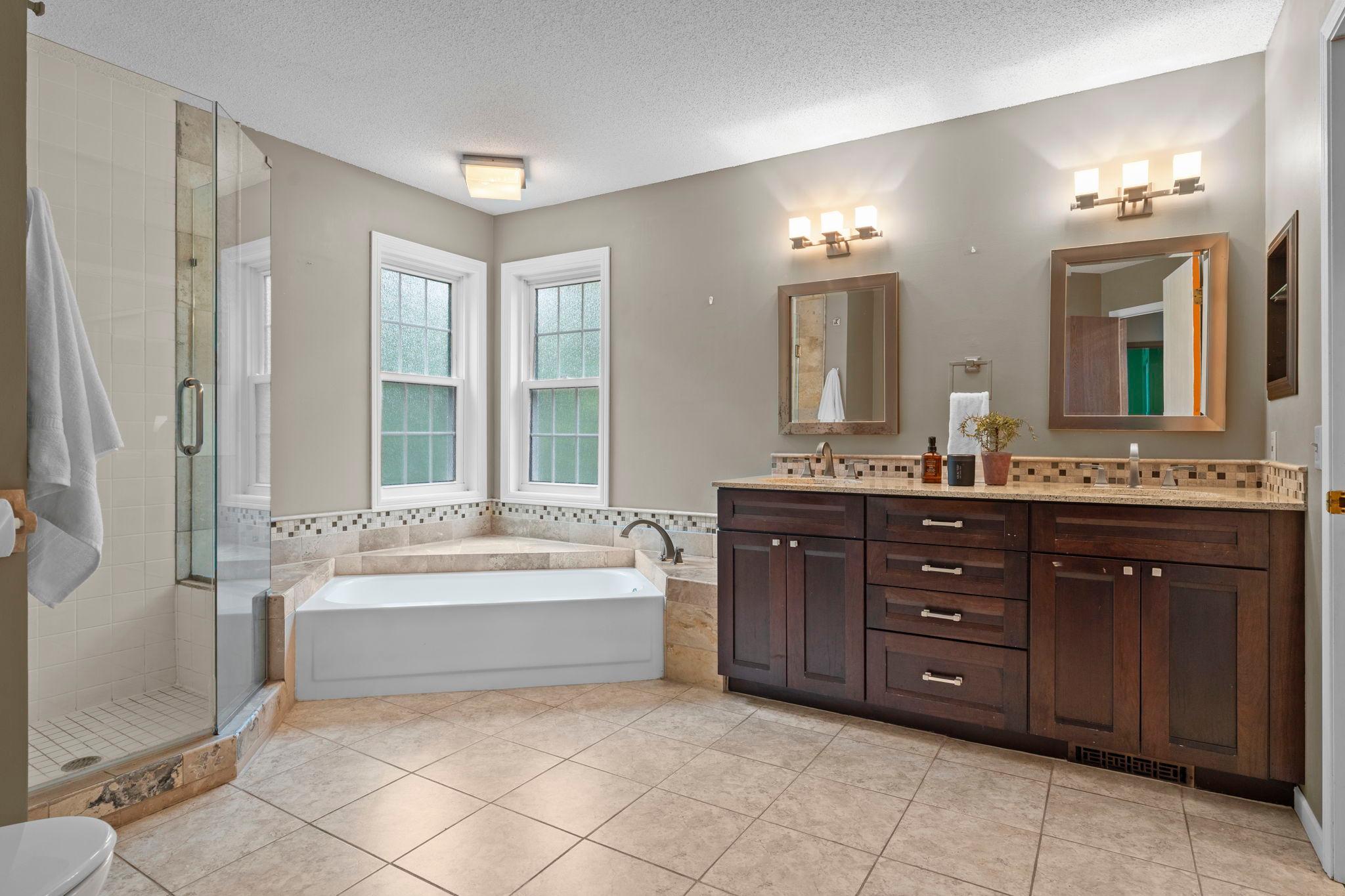 38-web-or-mls-11107 Rhode Island Ave S-188.jpg