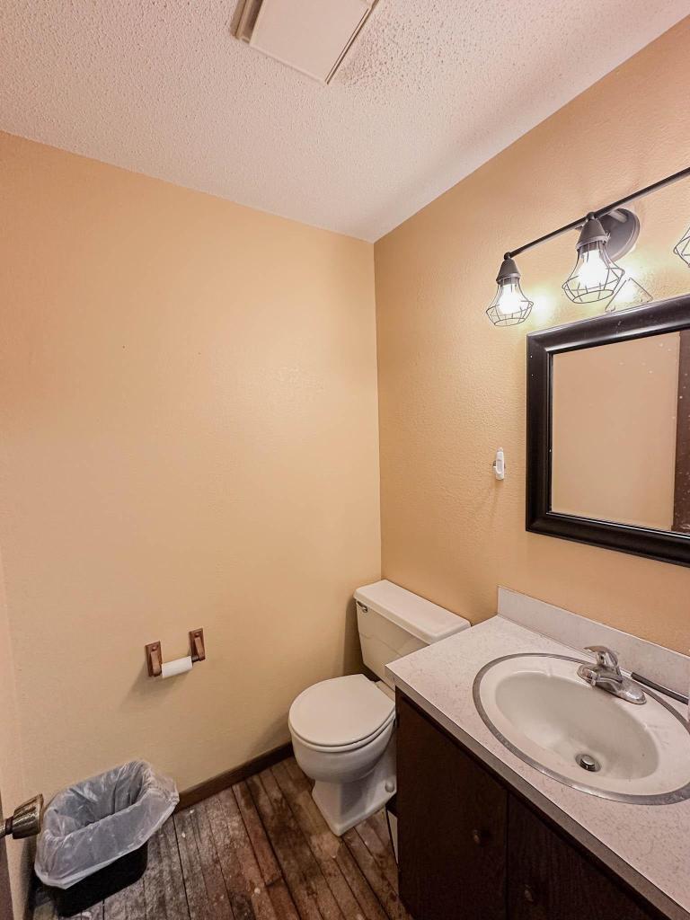 Unit 2 - Office with 1/2 Bath