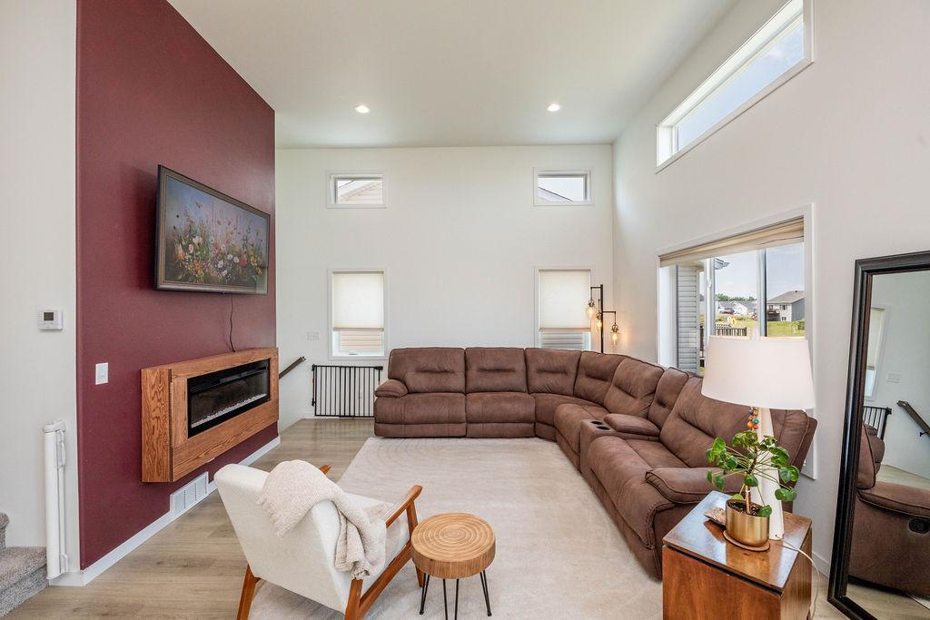High Ceilings with Abundant Natural Light