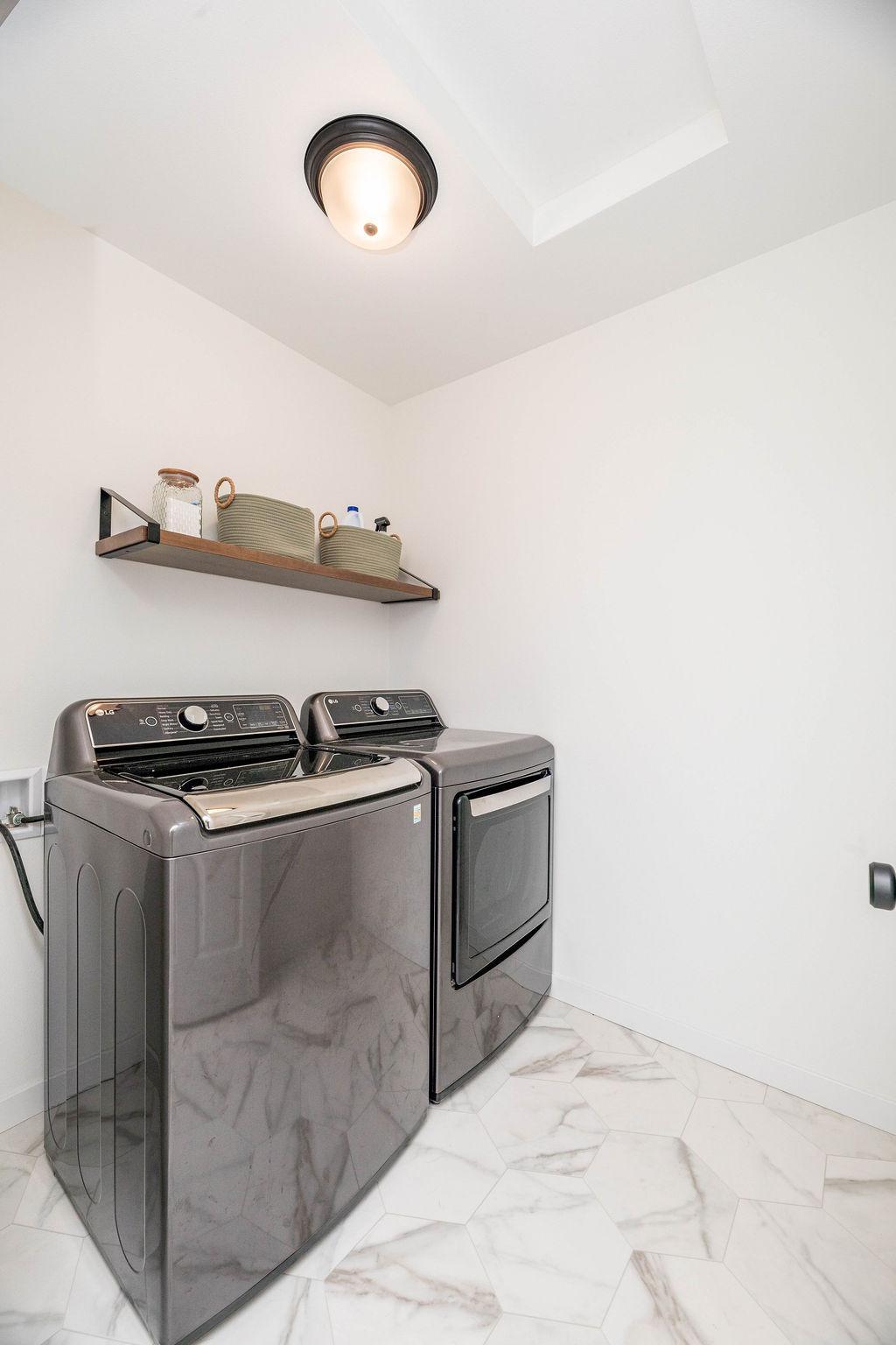 Laundry Same Level as Primary Bed