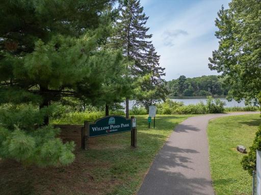 Willow pond park great place totake walk to appreciate mother nature and relax in the great outdoors!