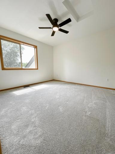 2011 Lake View Drive, Jordan, MN 55352