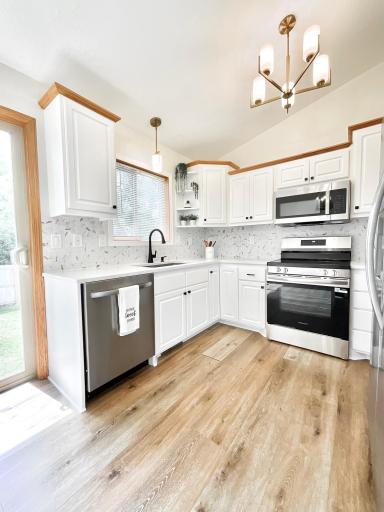 2011 Lake View Drive, Jordan, MN 55352