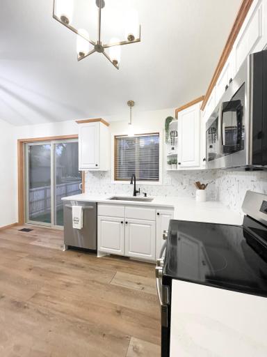 2011 Lake View Drive, Jordan, MN 55352