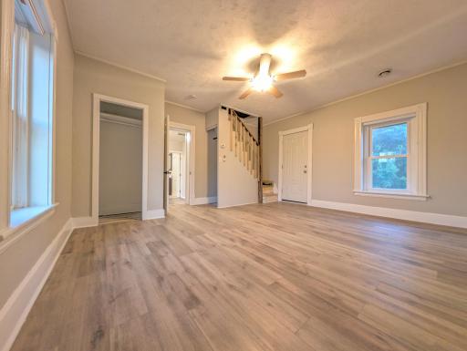 103 1st Street SW, New Prague, MN 56071