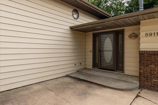 5911 24th Avenue NW, Rochester, MN 55901