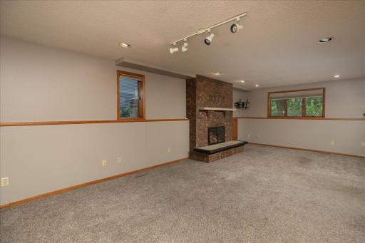 5911 24th Avenue NW, Rochester, MN 55901