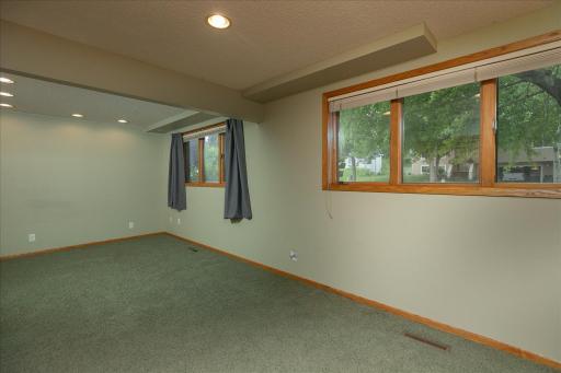 5911 24th Avenue NW, Rochester, MN 55901