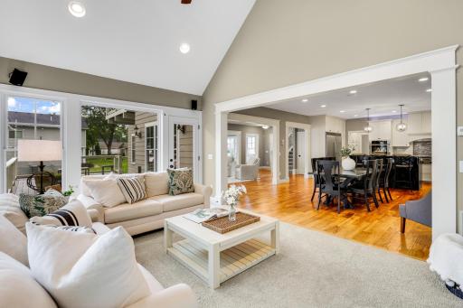 9934 199th Street W, Lakeville, MN 55044