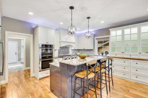 9934 199th Street W, Lakeville, MN 55044
