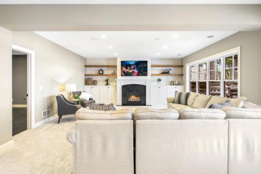 9934 199th Street W, Lakeville, MN 55044