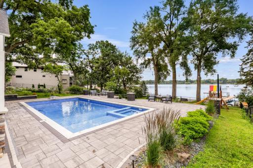 9934 199th Street W, Lakeville, MN 55044
