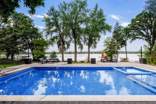 9934 199th Street W, Lakeville, MN 55044