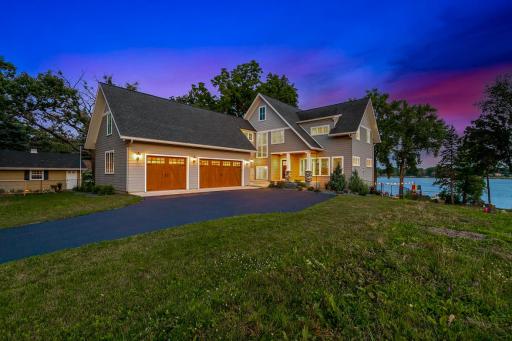 9934 199th Street W, Lakeville, MN 55044