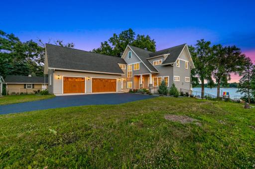 9934 199th Street W, Lakeville, MN 55044