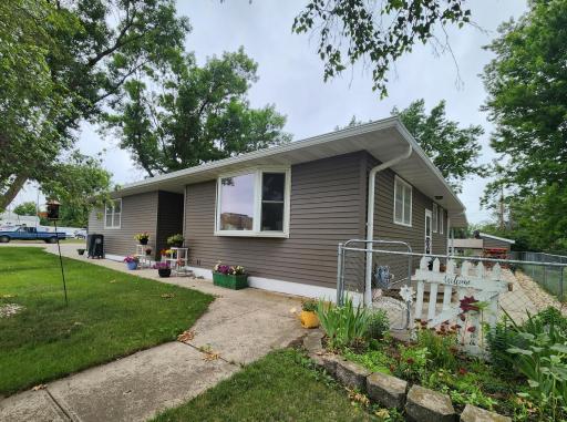 505 9th Street SW, Pipestone, MN 56164