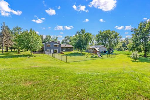 23840 County Road 10, Loretto, MN 55357