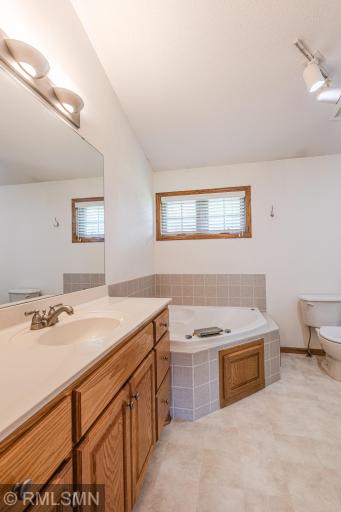 3729 Impatiens Lane N, Minneapolis, MN 55443