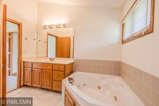 3729 Impatiens Lane N, Minneapolis, MN 55443