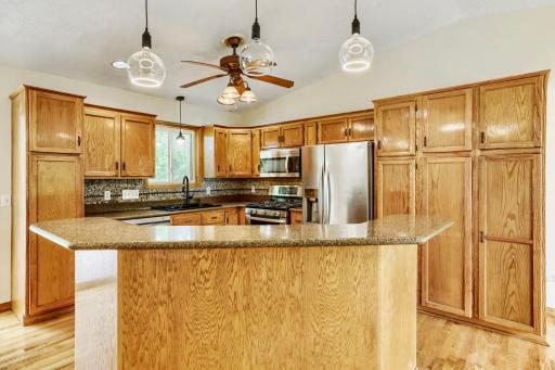 9014 Hampshire Avenue N, Minneapolis, MN 55445