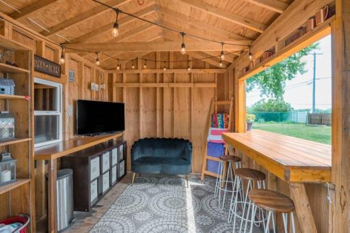Such a great place for gatherings, a work-place or quiet getaway!