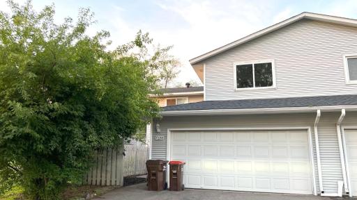 Woodbury, MN 55125