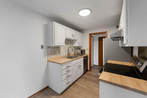 1225 Lasalle Avenue, 1106, Minneapolis, MN 55403