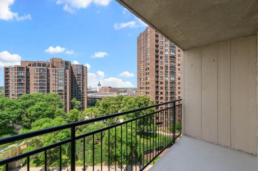 1225 Lasalle Avenue, 1106, Minneapolis, MN 55403