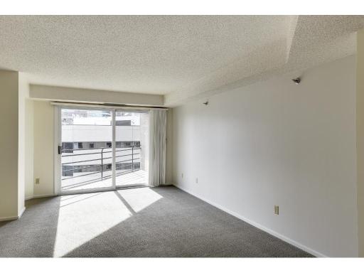 Minneapolis, MN 55401
