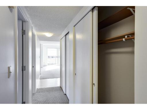 Minneapolis, MN 55401