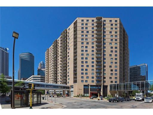 Minneapolis, MN 55401