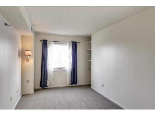 Minneapolis, MN 55401