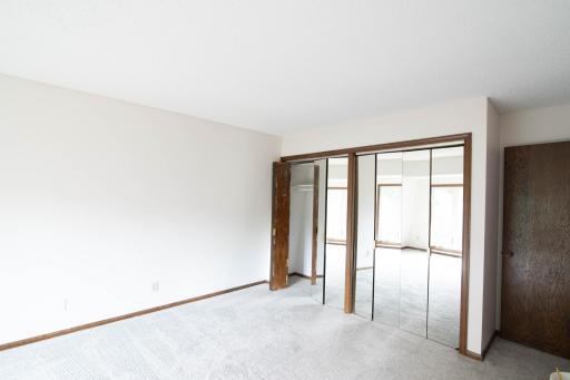 1421 Broadway Avenue S, Sauk Rapids, MN 56379