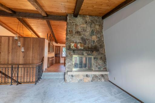 1421 Broadway Avenue S, Sauk Rapids, MN 56379