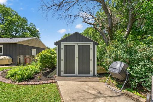 1533 Damon Court SE, Rochester, MN 55904