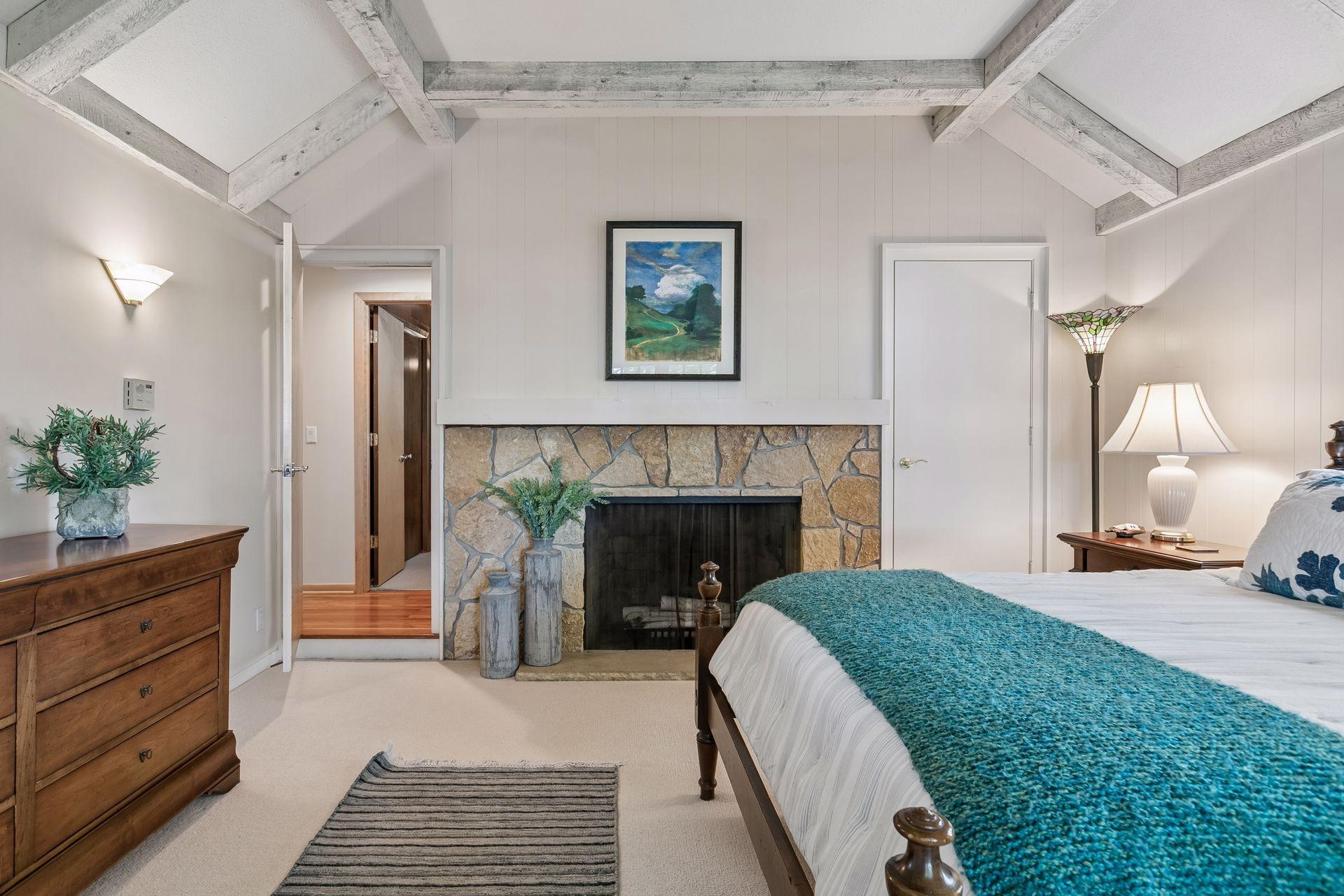 Main floor - bedroom 3